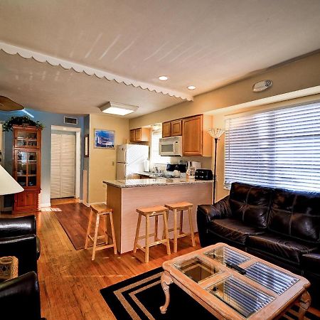 Palm Place 4- Royal Palm 621 Clearwater Beach Room photo